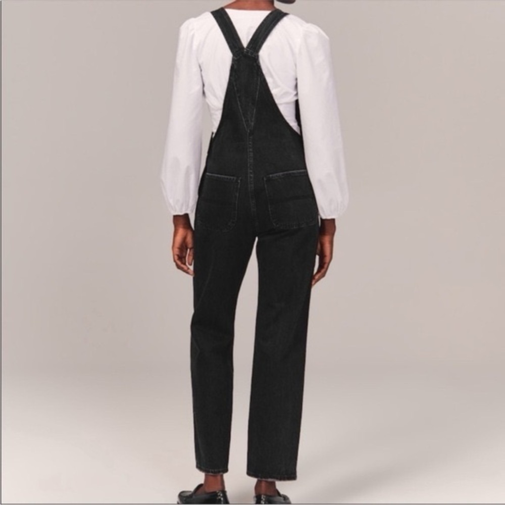 SOLD - Abercrombie & Fitch Women's Dark Denim Overalls - Picture 3 of 6